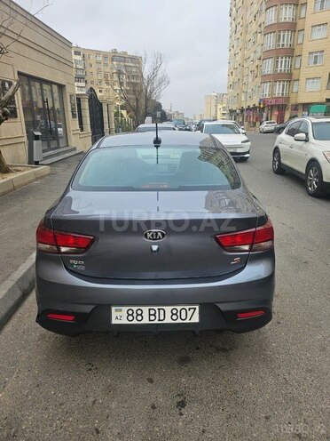 Kia Rio-4