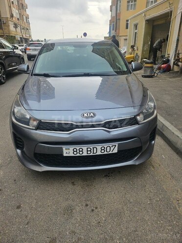 Kia Rio-1