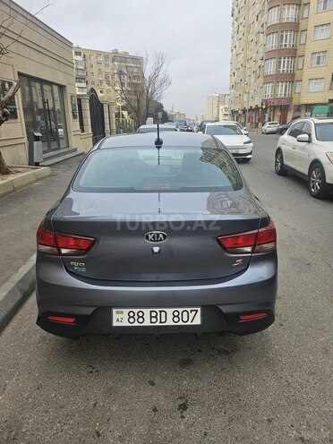 Kia Rio-3