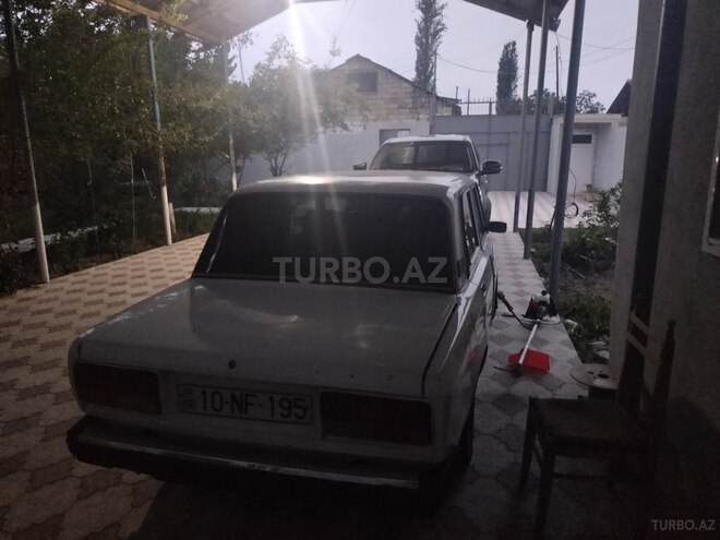 LADA (VAZ) 2107-5