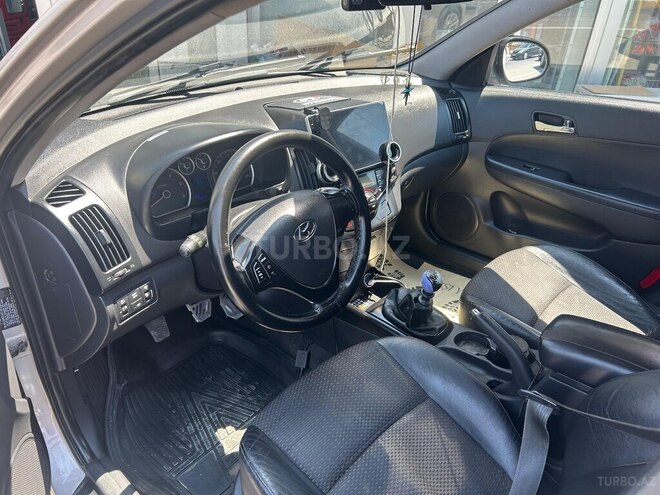 Hyundai i30-8