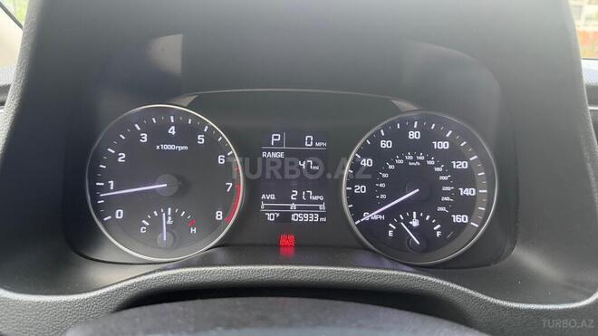 Hyundai Elantra-7