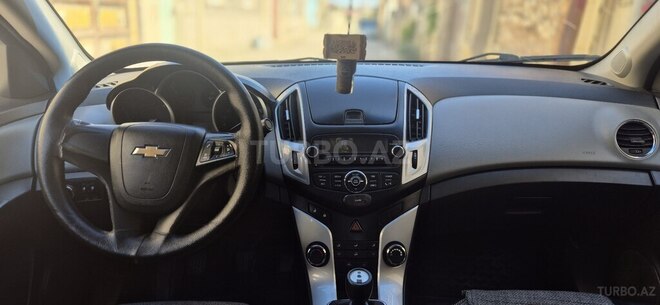 Chevrolet Cruze-4
