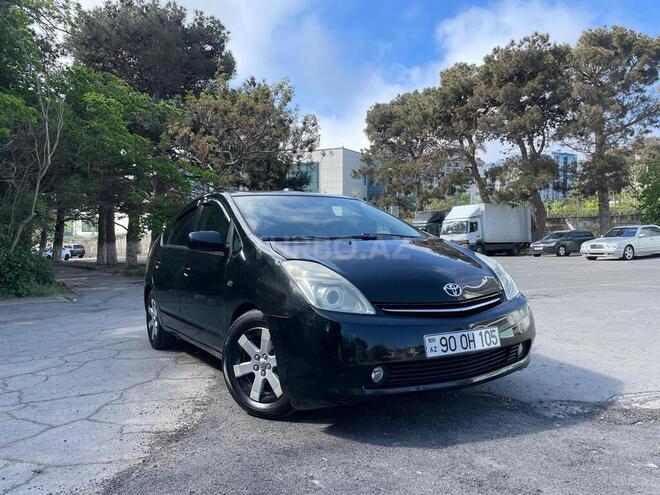 Toyota Prius-2