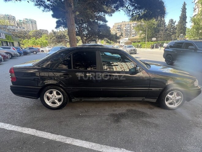 Mercedes C 200-7