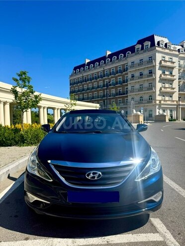 Hyundai Sonata-9