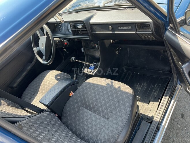 LADA (VAZ) 2107-5