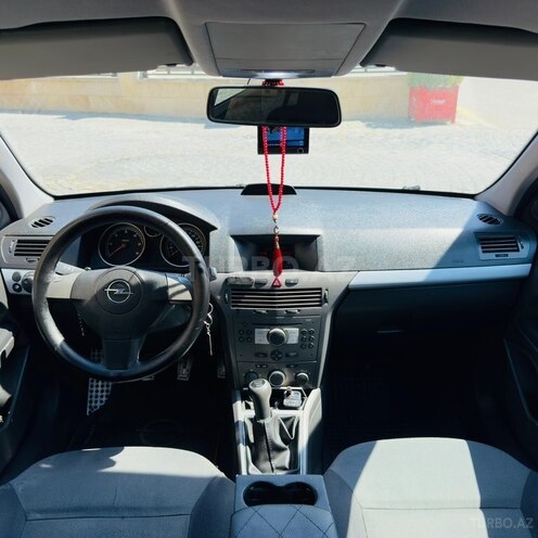 Opel Astra-8