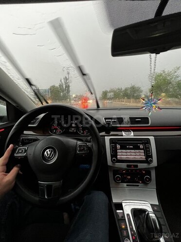 Volkswagen Passat-6