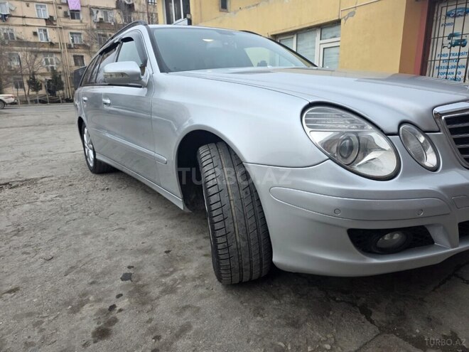 Mercedes E 220-8