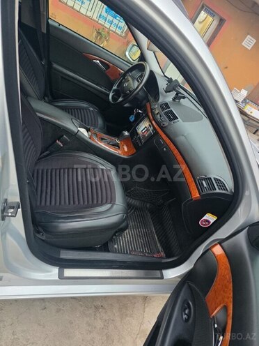 Mercedes E 220-13