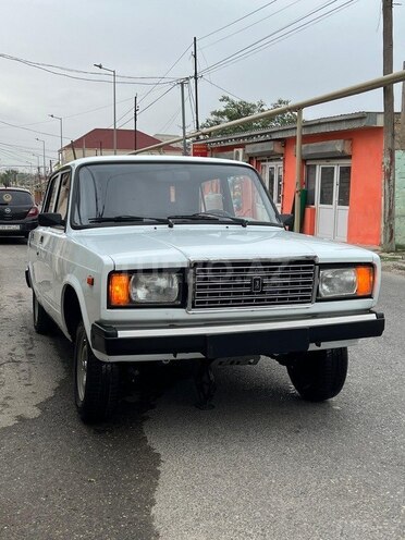 LADA (VAZ) 2107-1
