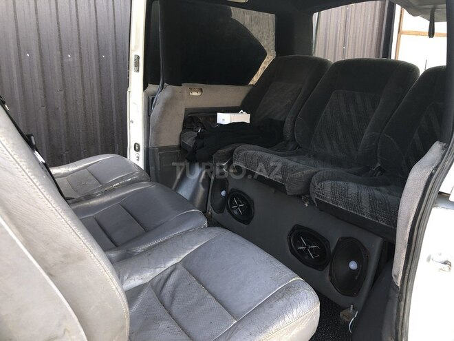 Mercedes Vito 112 CDI-6