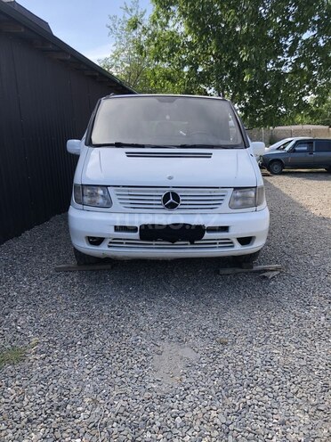 Mercedes Vito 112 CDI-1