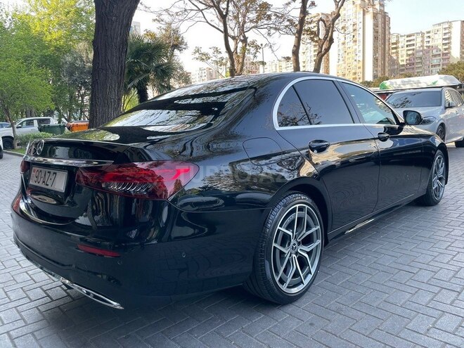 Mercedes E 200-9