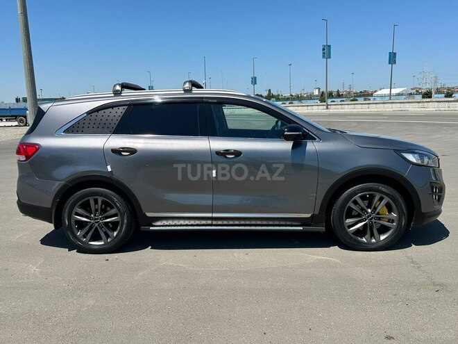 Kia Sorento-3