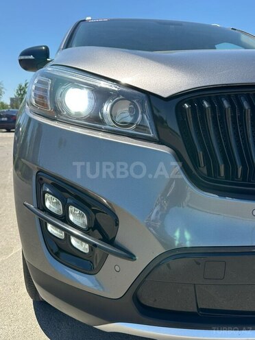 Kia Sorento-4