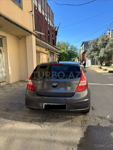 Hyundai i30-2
