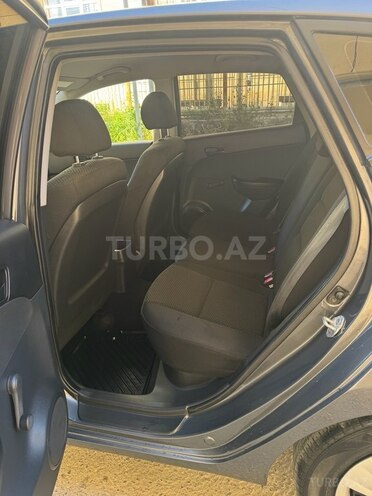 Hyundai i30-4
