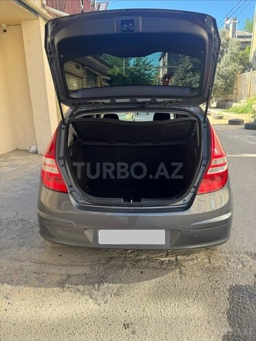 Hyundai i30-8