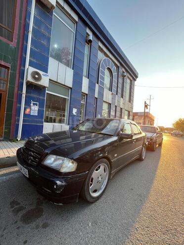 Mercedes C 240-6