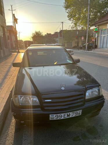Mercedes C 240-1