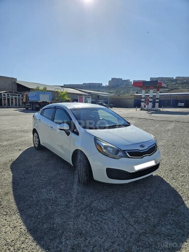 Kia Rio-1
