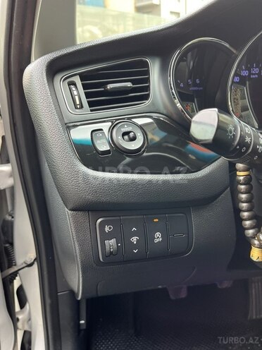 Kia Ceed SW-15