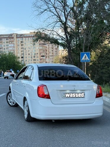 Daewoo Gentra-12