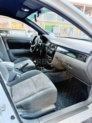 Daewoo Gentra-15