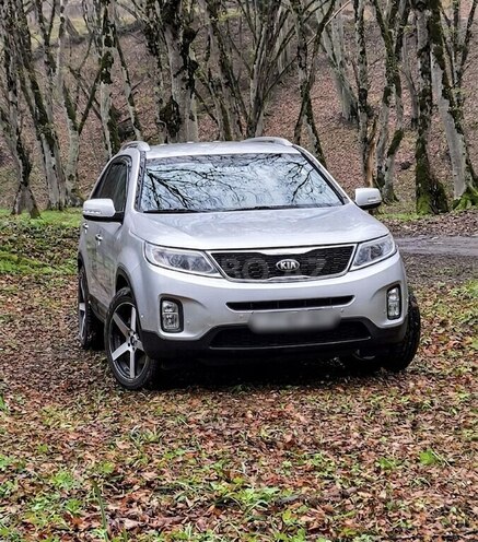 Kia Sorento-1