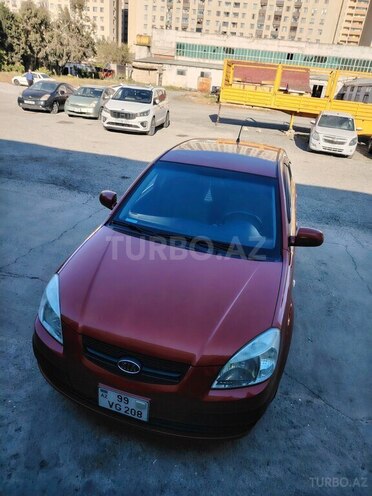 Kia Rio-5