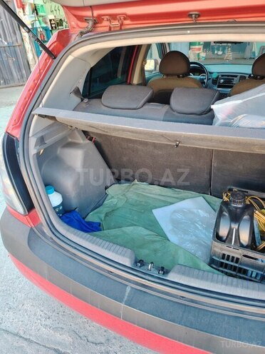 Kia Rio-7