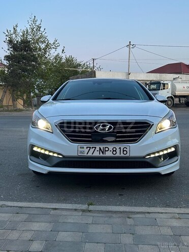 Hyundai Sonata-1