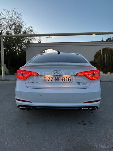 Hyundai Sonata-8