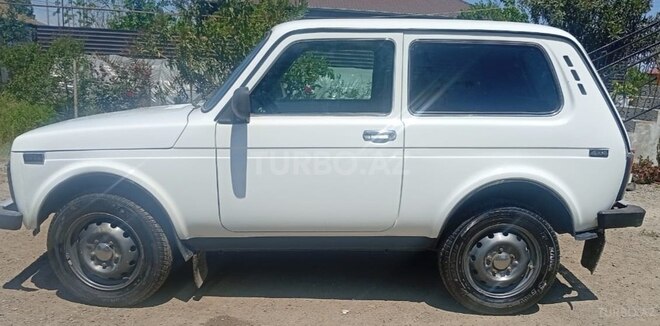 LADA (VAZ) Niva-4