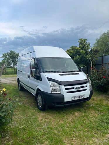 Ford Transit-1