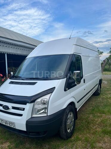 Ford Transit-2