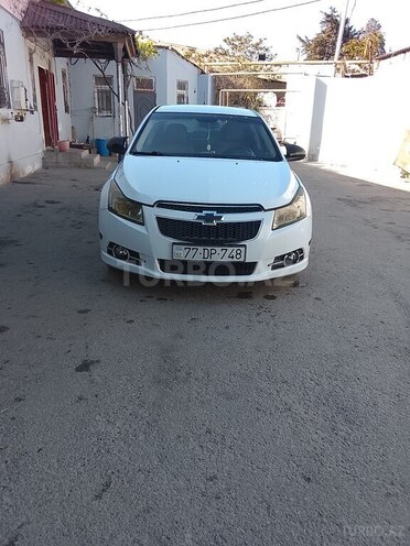 Chevrolet Cruze-1