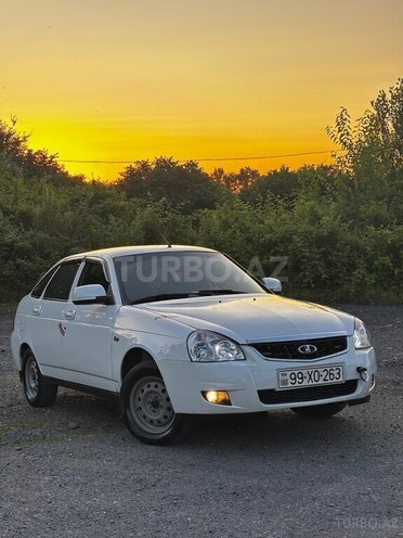 LADA (VAZ) Priora-1