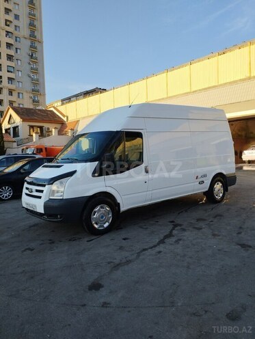 Ford Transit-14
