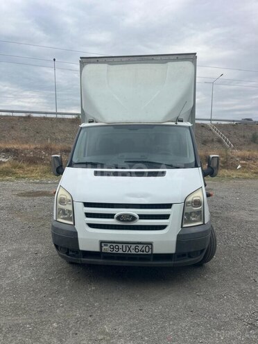 Ford Transit-1