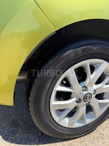 Nissan Note-9