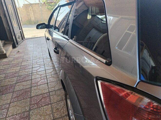 Opel Astra-12