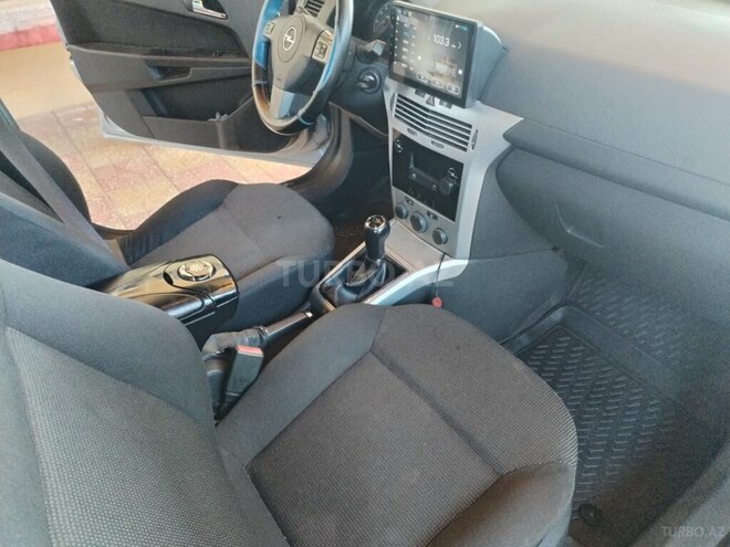 Opel Astra-14