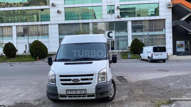 Ford Transit-1