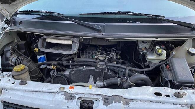 Ford Transit-8