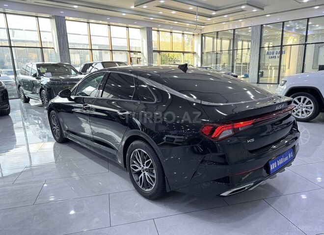 Kia K5-6