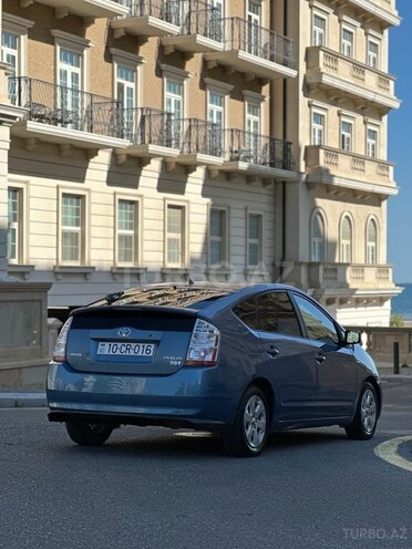 Toyota Prius-9