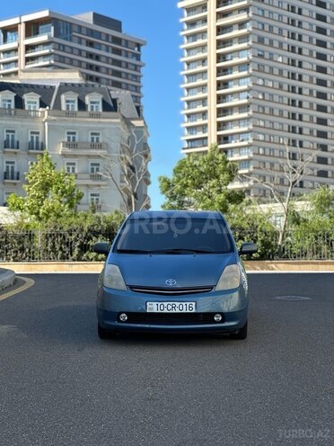 Toyota Prius-2